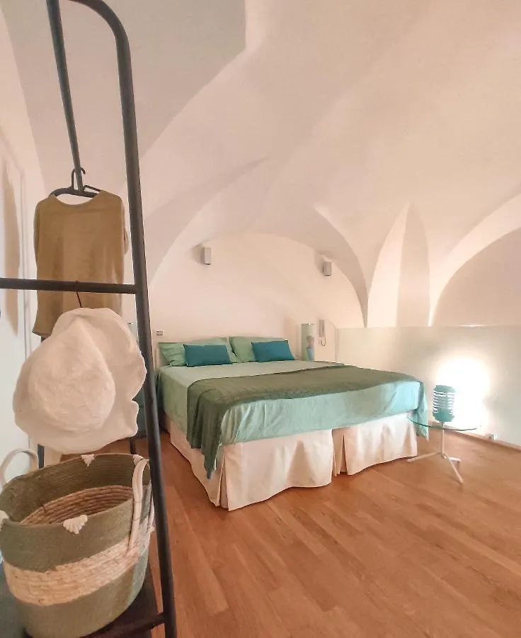 Casa de Férias CasAlilò Casa Lecce Centro con colazione Vila